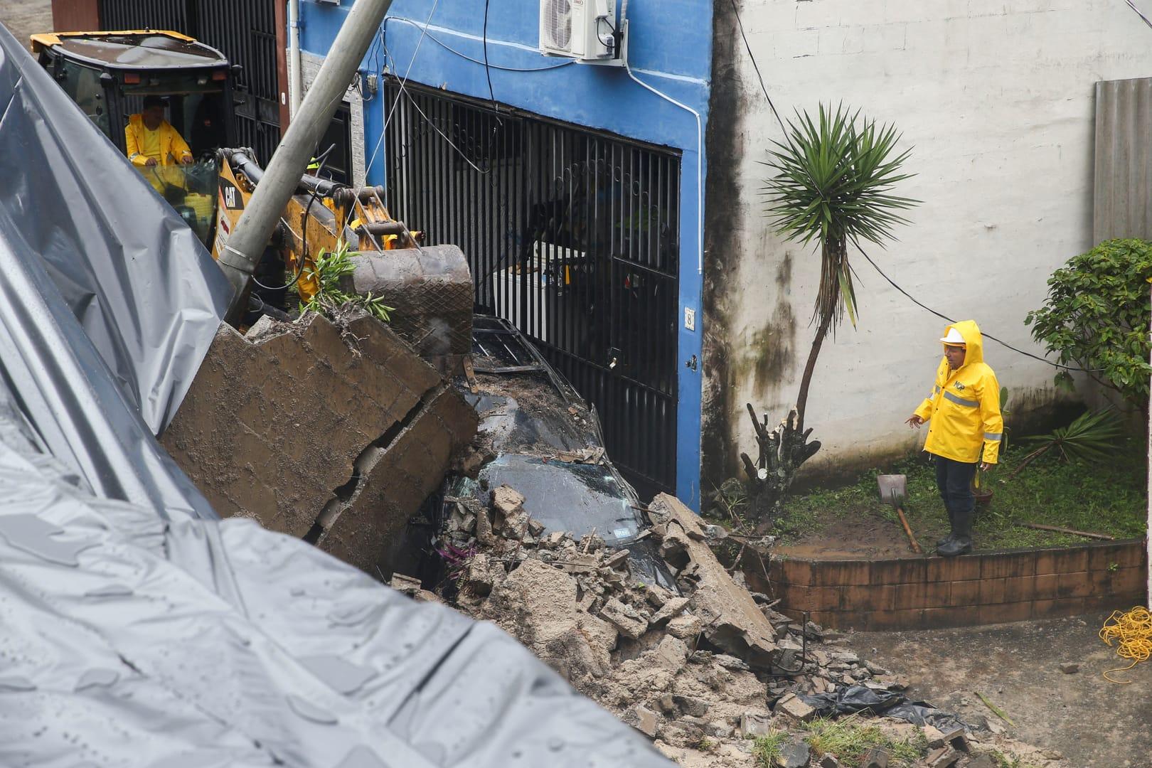 More than two dozen reported dead after Julia lashes Central America