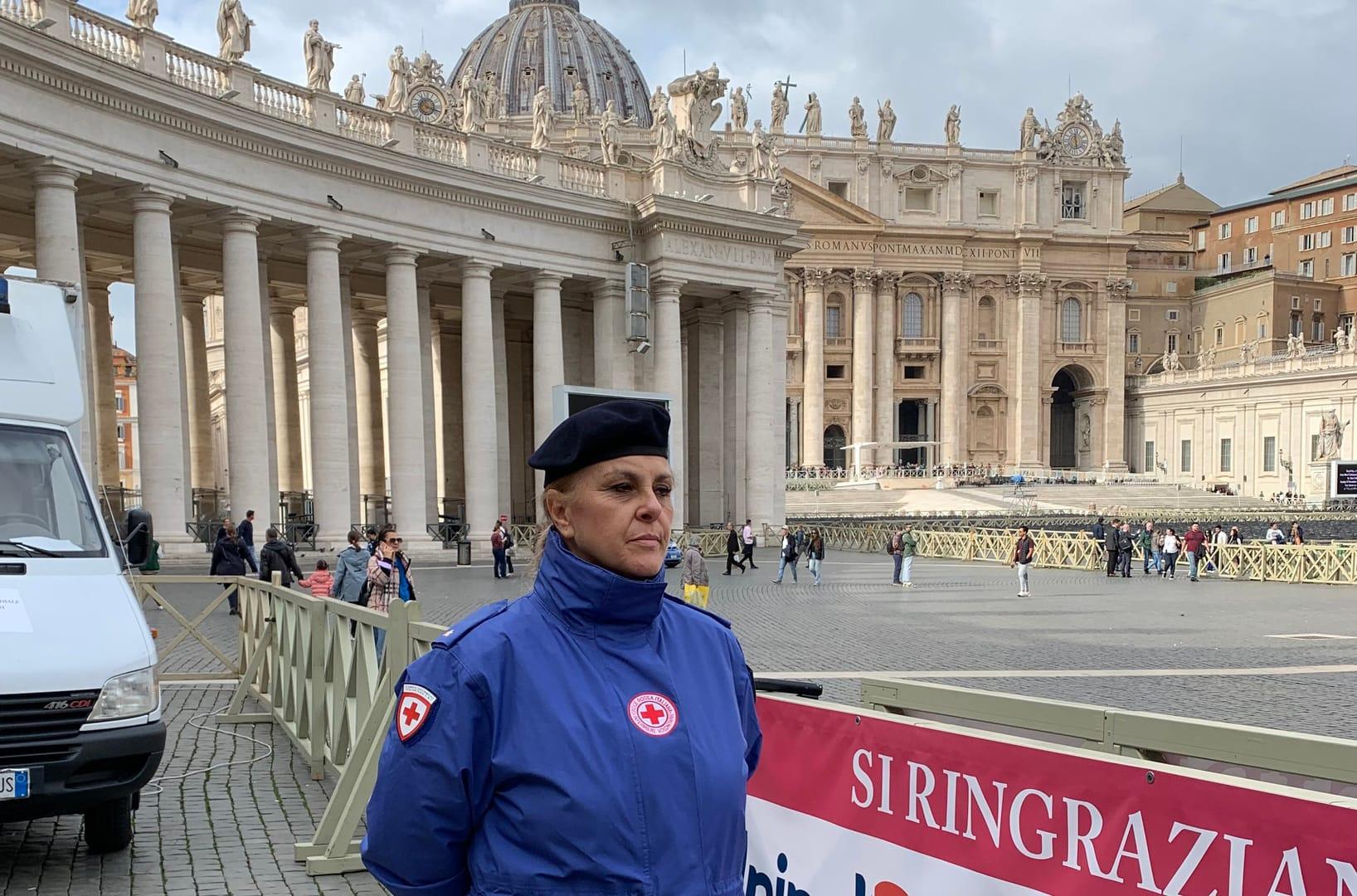 Vatican opens clinic in St. Peter’s Square for World Day of the Poor