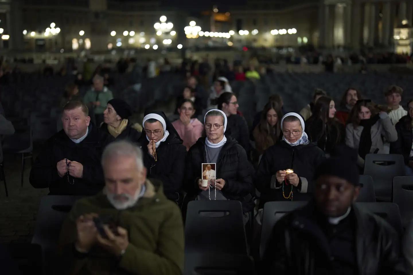 Curia prays for pope, but seemingly ignores his reform for women in the Church